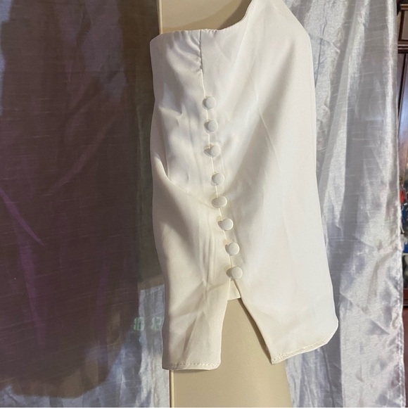 Bishop & Young cami SZ S GUC, no fabric tag,side button detail, adj straps lined - Picture 2 of 7